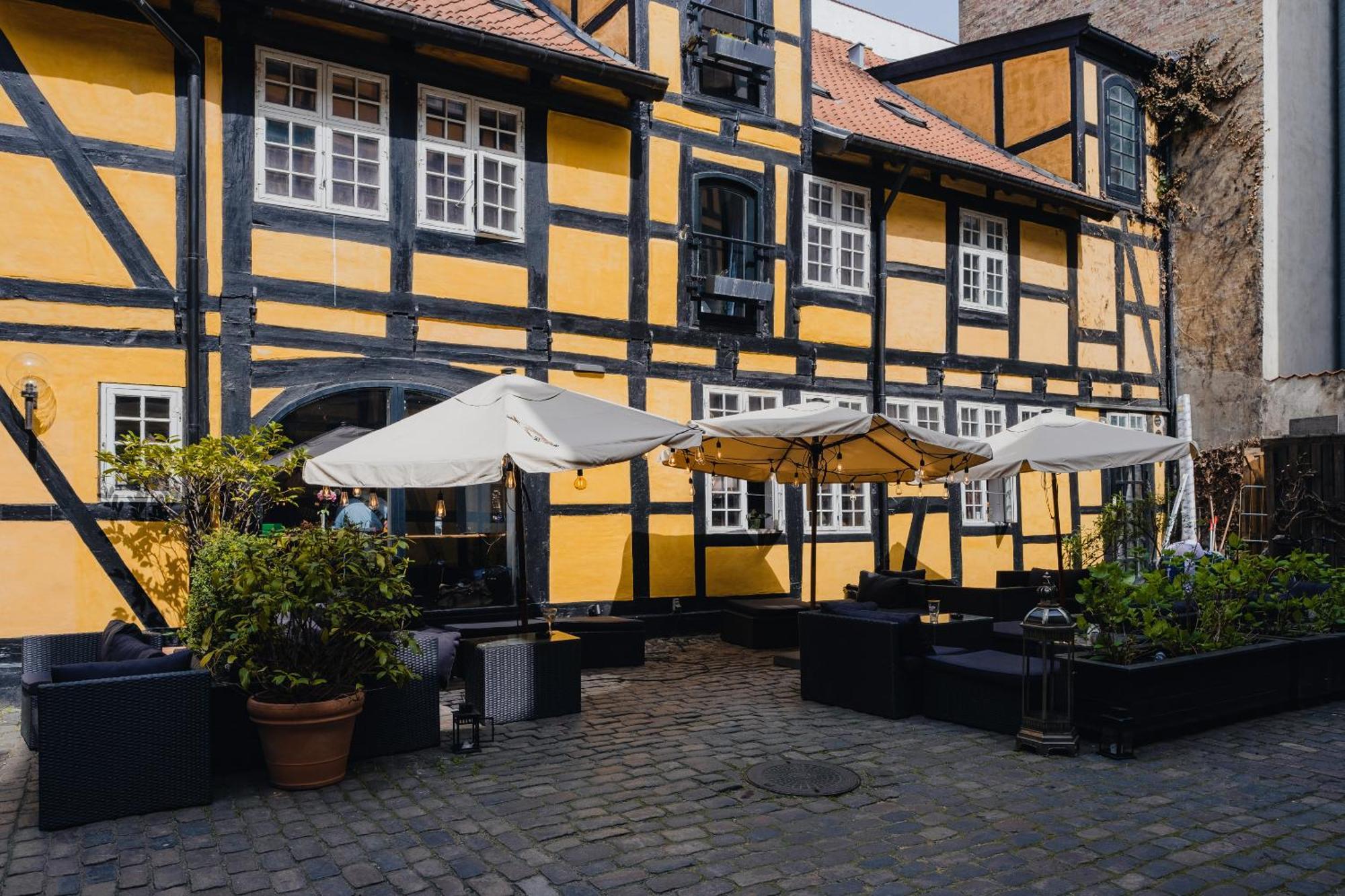 Capsule Nyhavn63 * København